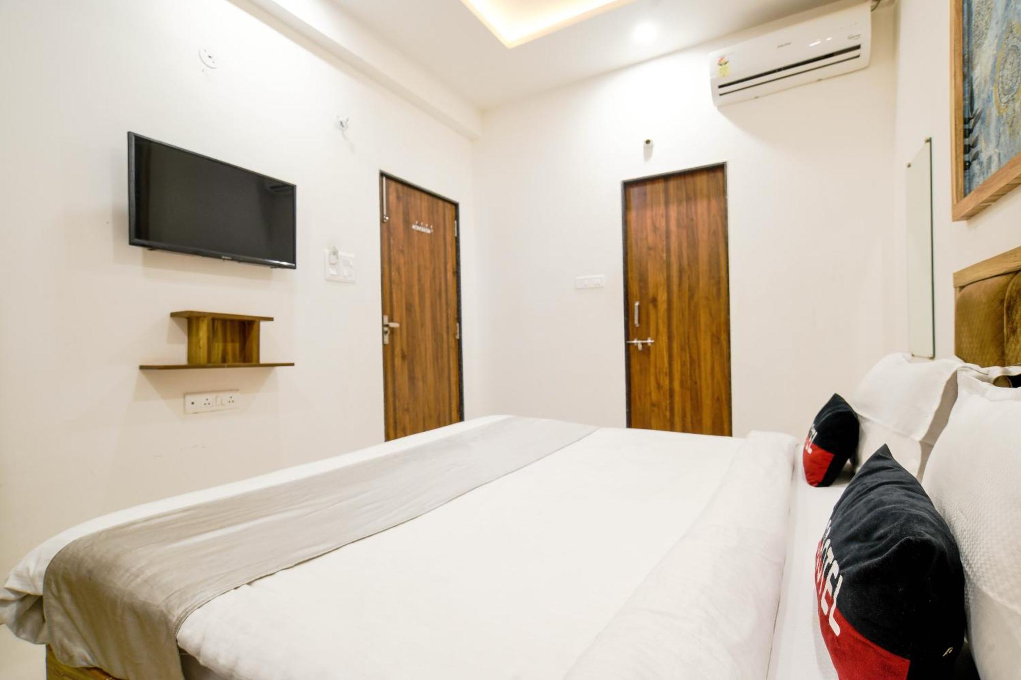 Aceotel Inn Flamingo Indore Ngoại thất bức ảnh